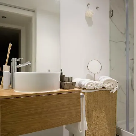 Casa Do Castelo 2- Work Or Relax In The Historic Heart Of Lisbon! Apartamento