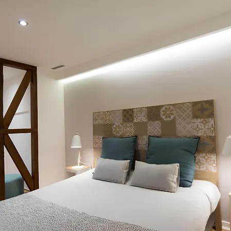 Apartamento Casa Do Castelo 2- Work Or Relax In The Historic Heart Of Lisbon! *