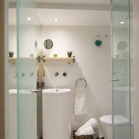 Casa Do Castelo 2- Work Or Relax In The Historic Heart Of Lisbon! * Lisboa
