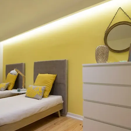 Apartamento Casa Do Castelo 2- Work Or Relax In The Historic Heart Of Lisbon! *